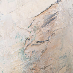 Abstrakte Strukturmalerei in Beige und Weiß, Detailaufnahme auf Leinwand