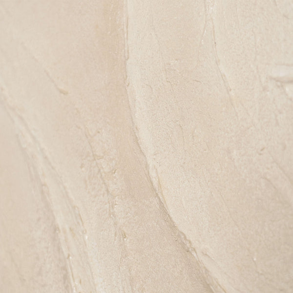 Detail eines abstrakten Leinwandbildes mit Struktur in Cremeweiß, Relief Oberfläche