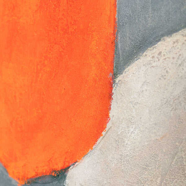 Detail eines abstrakten Leinwandbildes in Grau und Orange, moderne Kunst