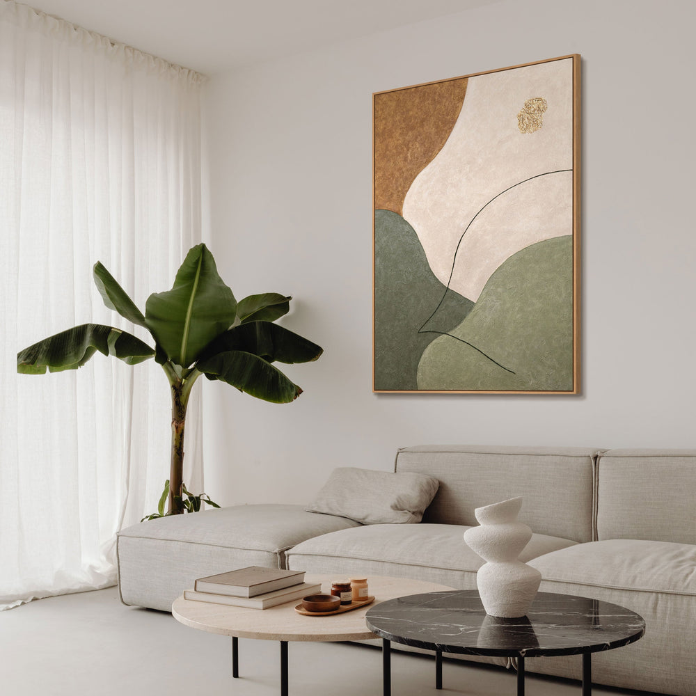 Abstrakt maleri på lærred med struktur i beige, grøn og guld – moderne vægkunst