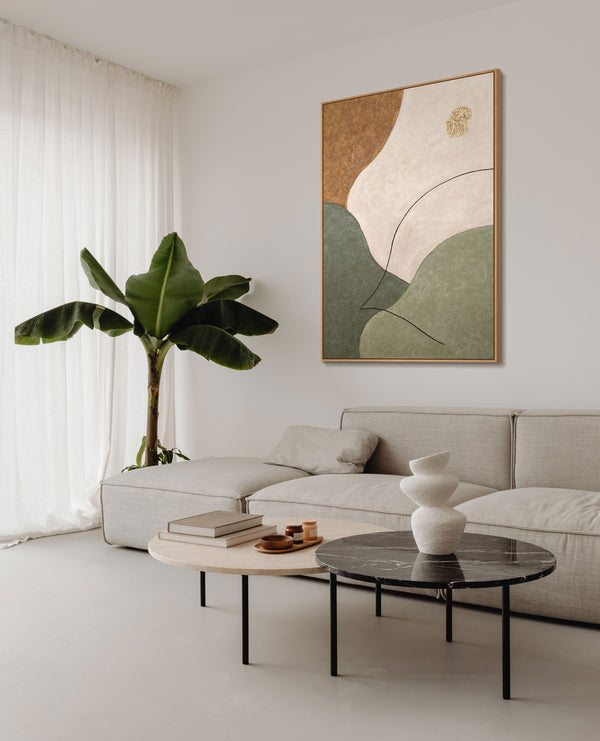 Abstrakt maleri på lærred med struktur i beige, grøn og guld – moderne vægkunst