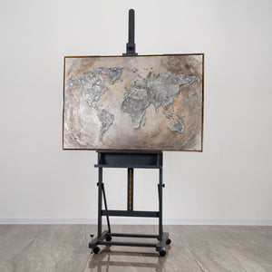 Vægkunst med ramme “Verdenskort på lærred” – lysende kunstværk med struktur