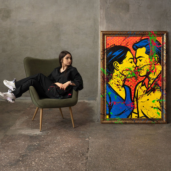 Håndmalet Pop-Art maleri – Moderne vægbilleder til stuen „Farverigt Kys“