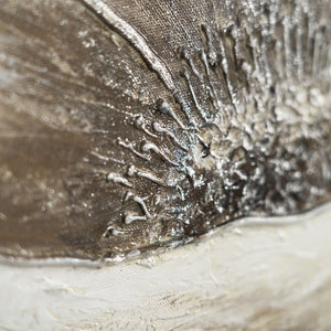 Detail der dicken Farbschichten und Blütenstruktur