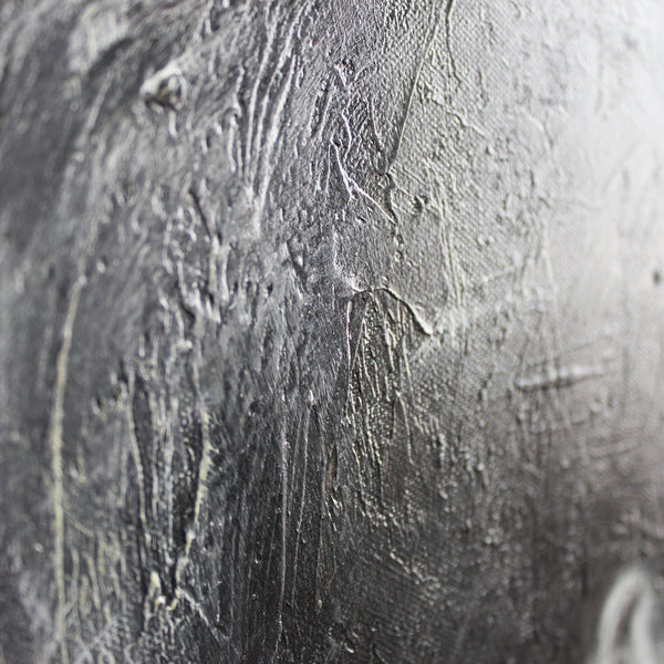 wanddeko wohnzimmer Detailaufnahme mit Textur und Schwarz-Weiß-Kontrast